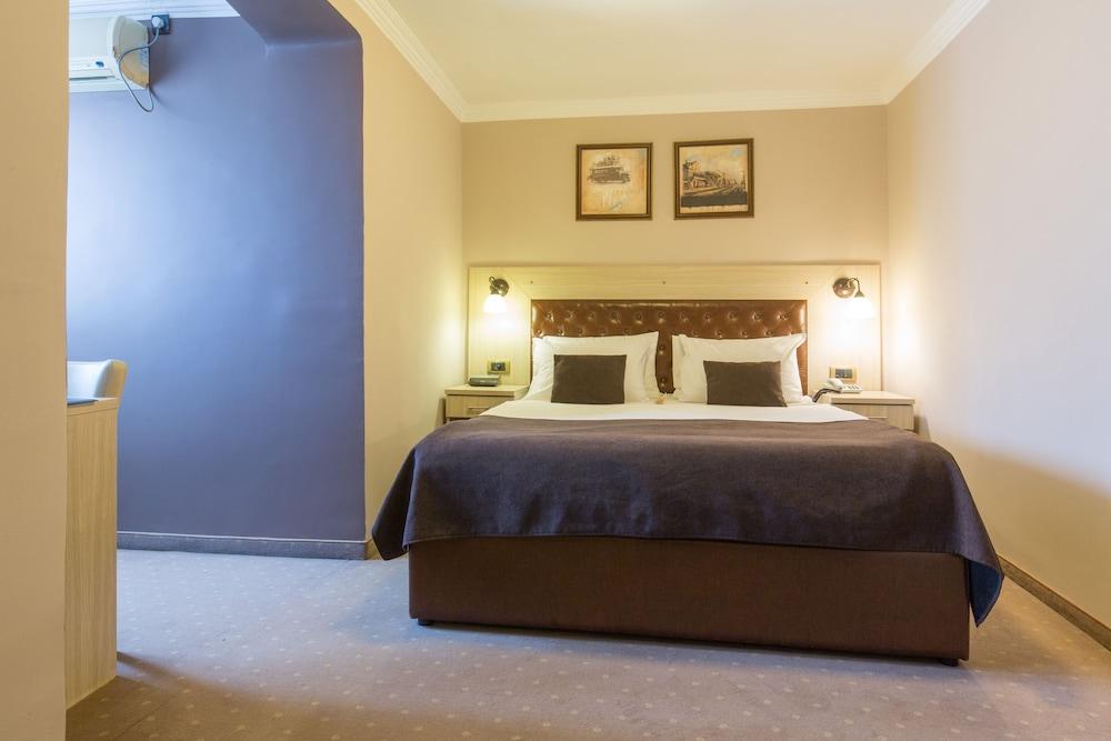 Отель Belgrade City Hotel