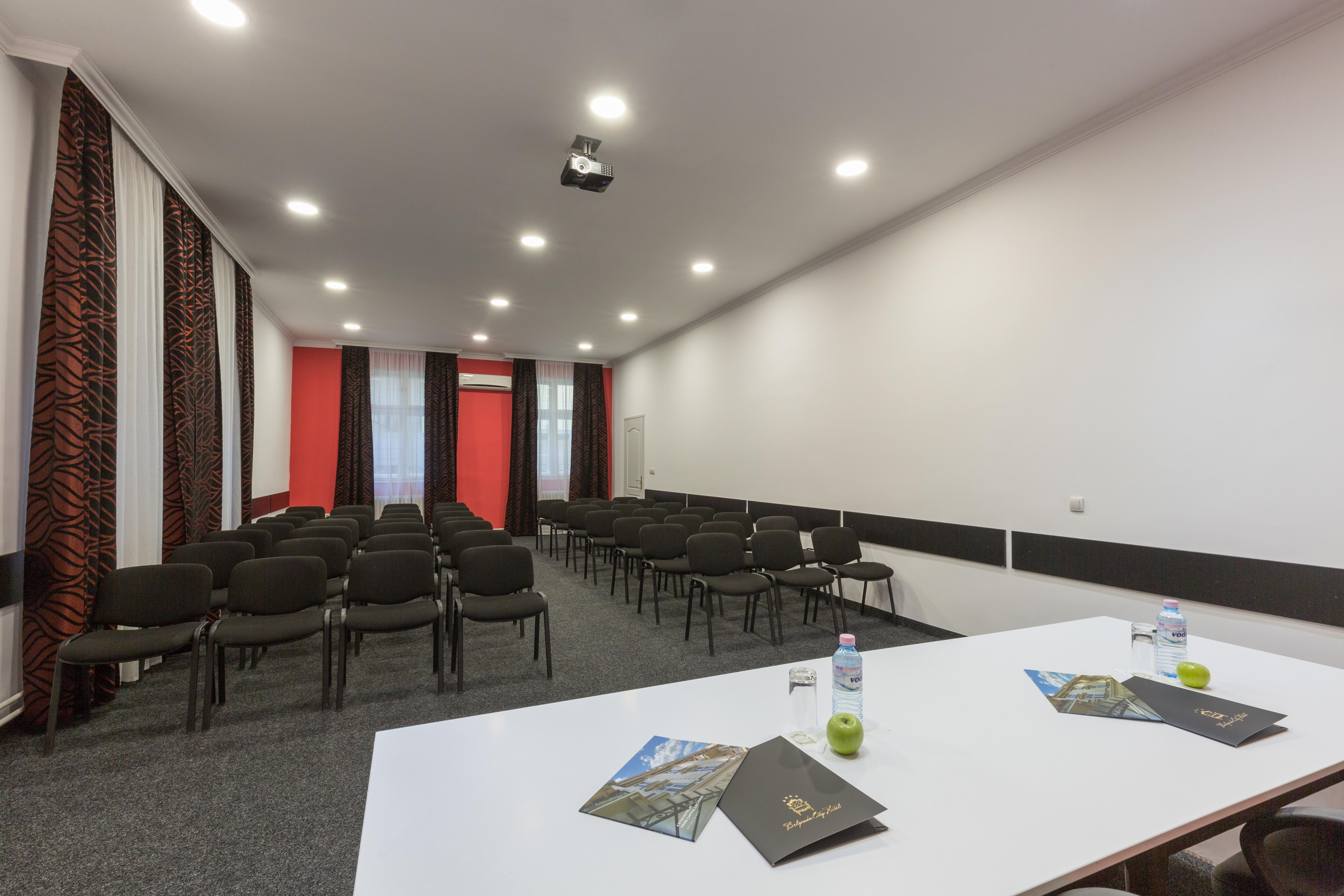 Belgrade City Hotel 4* Белград