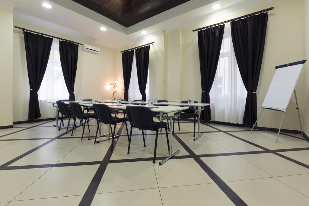 Belgrade City Hotel Отель 4*